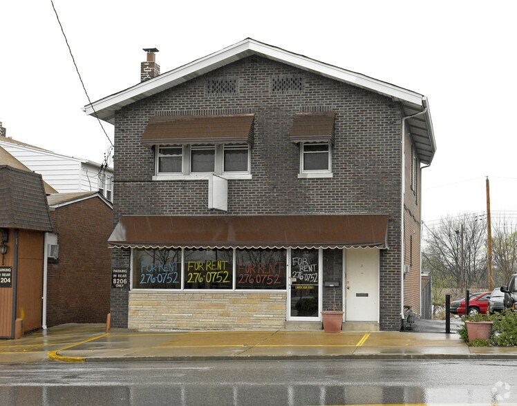 More Photos Of 8206 Gravois Ave, Saint Louis Storefront Retail Residential For Lease