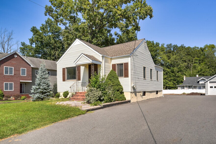 More Photos Of 120 Snyder Ave, Berkeley Heights Office For Sale