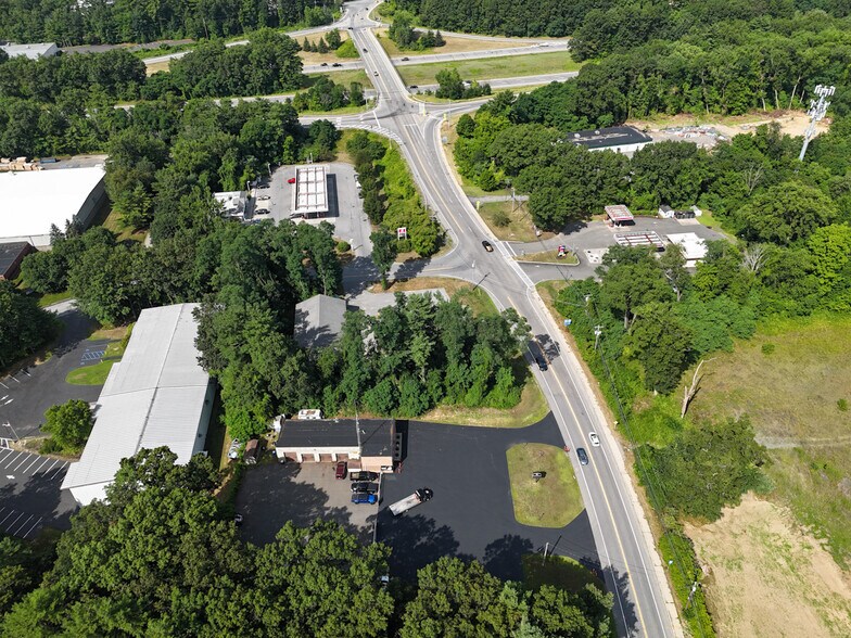 More Photos Of 280 Ushers Rd, Clifton Park Auto Repair For Sale