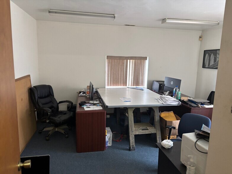 More Photos Of 1422 Frey Road, Pittsburgh Warehouse For Sale