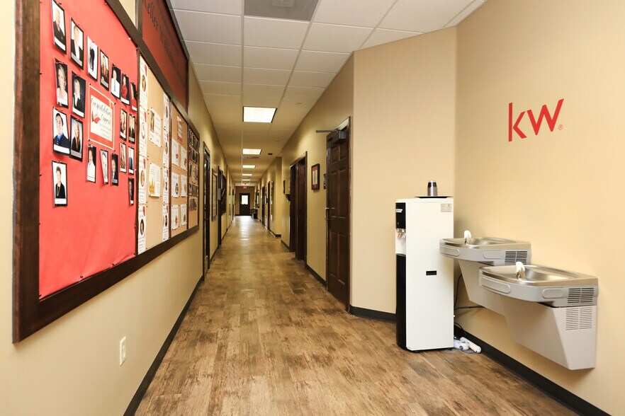 More Photos Of 2200 N FM 3083 Rd W, Conroe Office For Lease