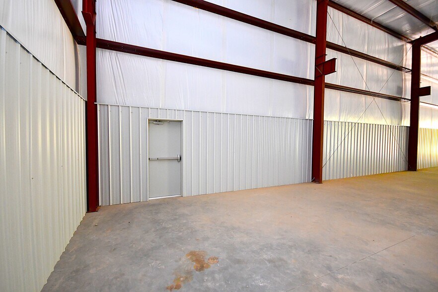 More Photos Of 200 Golf Course Rd, Tallapoosa Warehouse For Lease