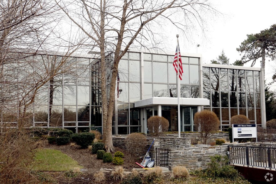 More Photos Of 1401 Broad St, Clifton Office For Lease