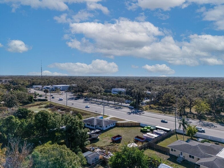 More Photos Of 4431 Fruitville Rd, Sarasota Office For Sale