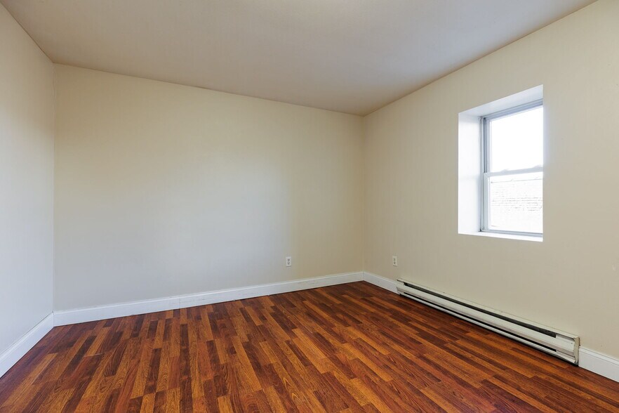More Photos Of 140 Polk St, Watertown Apartments For Sale