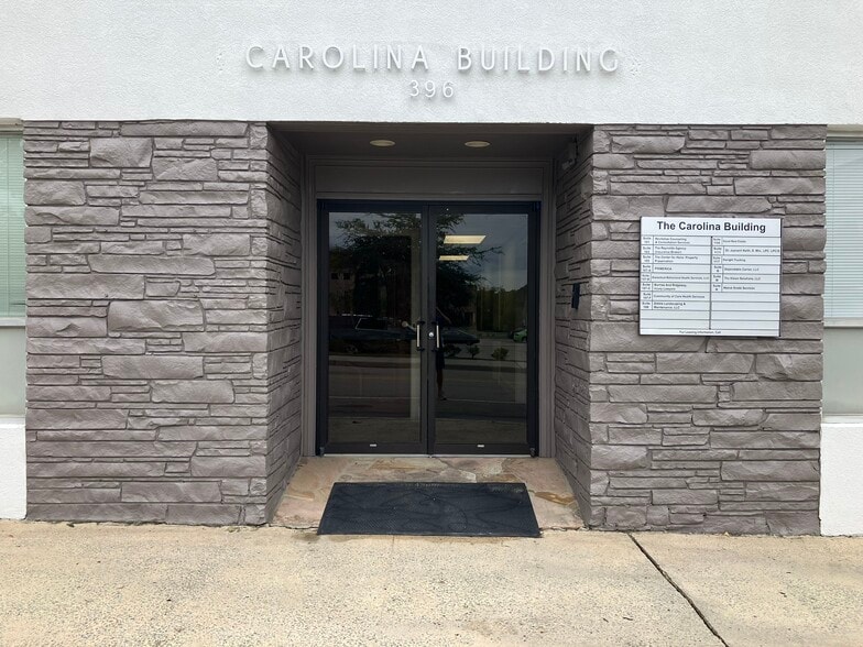 More Photos Of 396 Saint Paul St, Orangeburg Medical For Lease