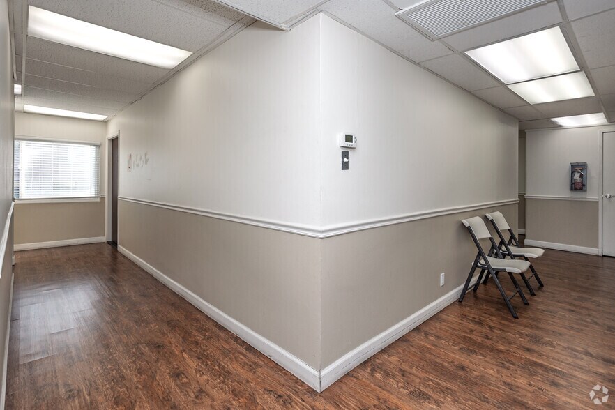 More Photos Of 2706-2708 Artesia Blvd, Redondo Beach Storefront Retail Office For Sale