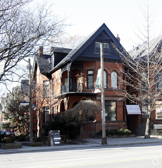 More Photos Of 96 Avenue Rd, Toronto Storefront Retail Residential For Lease
