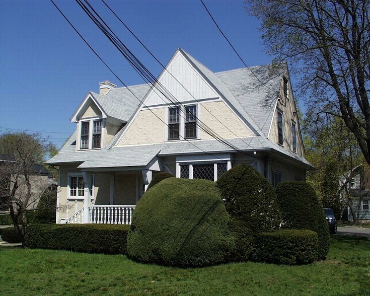 More Photos Of 167 East Ave, Norwalk Office For Lease