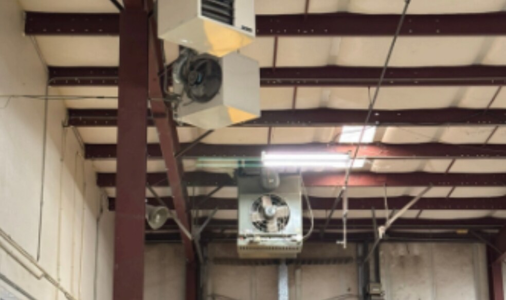 More Photos Of 6577 W Yellowstone Hwy, Casper Warehouse For Sale