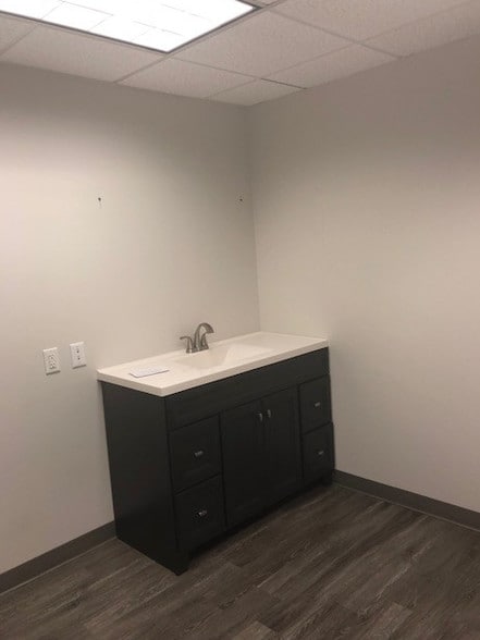More Photos Of 2503-2510 Westminister St, Pearland Medical For Sale