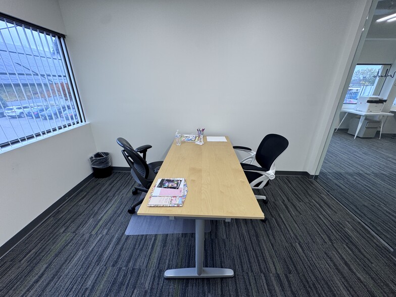 More Photos Of 100 Pennsylvania Ave, Framingham Office For Lease