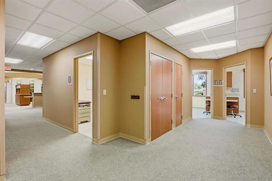 More Photos Of 2010 15th St, Bay City Healthcare For Sale