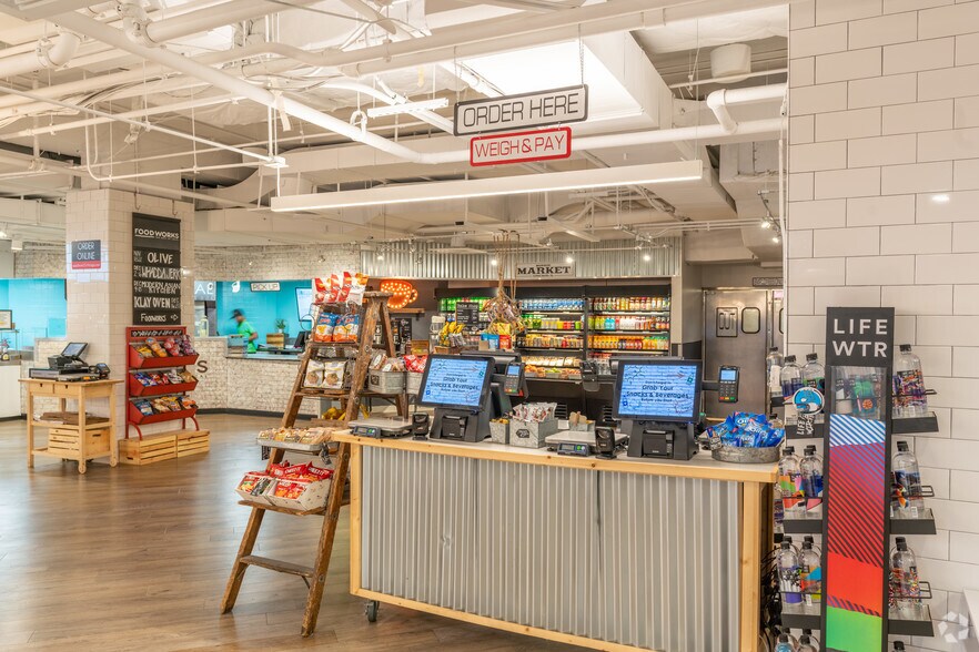 More Photos Of 55 E Monroe St, Chicago Office Residential For Lease