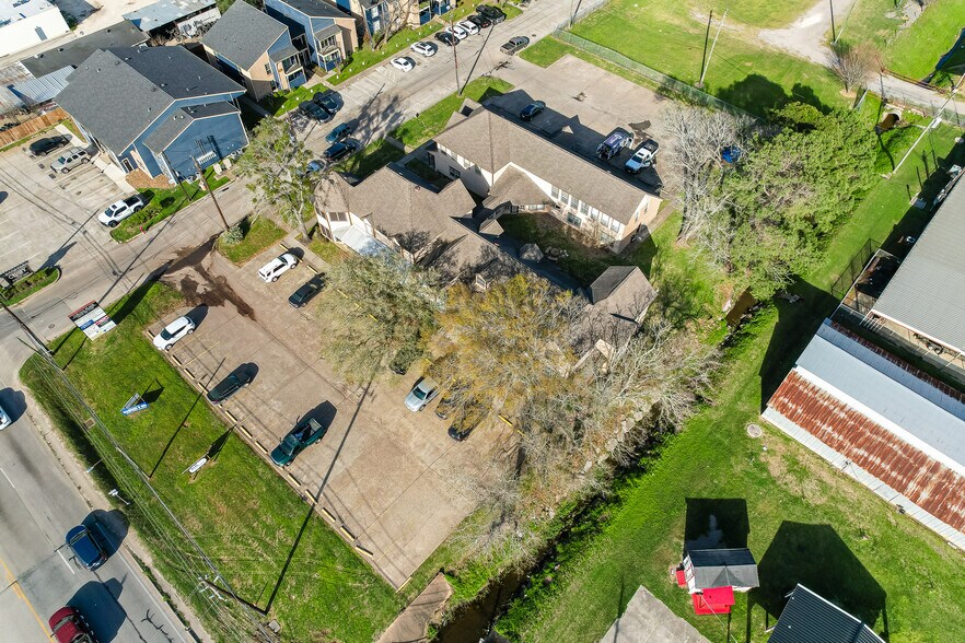 More Photos Of 15010 FM-2100, Crosby Loft Creative Space For Sale