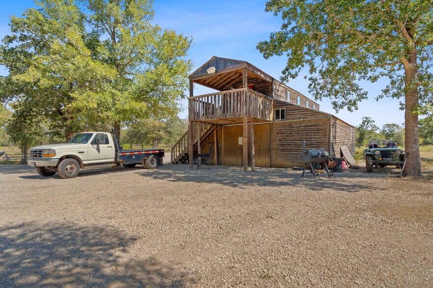 More Photos Of 5501 Old Colony Line Rd, Lockhart Land For Sale