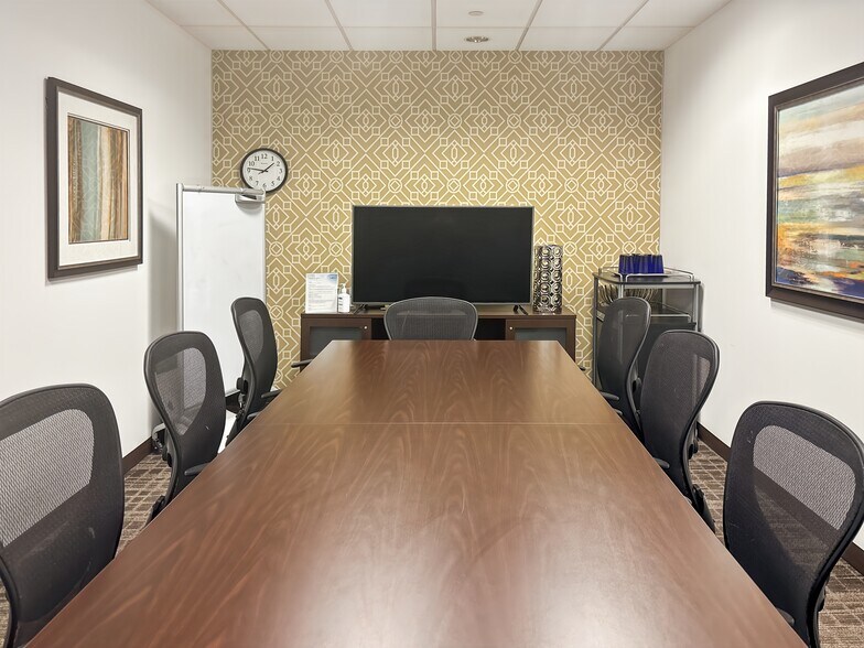 More Photos Of 5201 Eden Ave, Edina Coworking Space