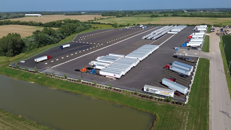 More Photos Of 2305 NE Frontage Rd, Mount Pleasant Land For Lease