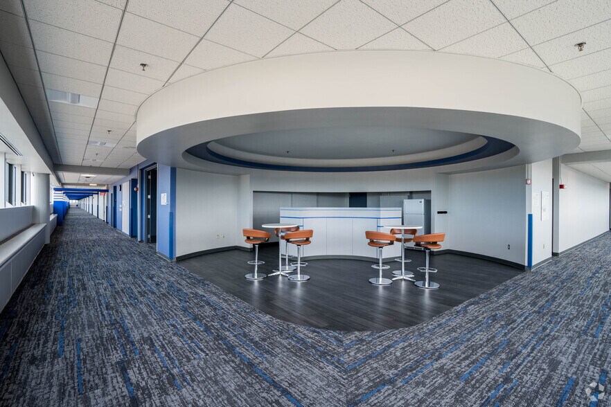 More Photos Of 2900 37th St, Rochester Warehouse For Lease