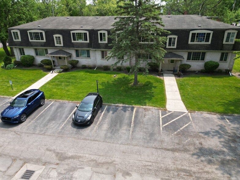 More Photos Of 261 Beattie Ave, Lockport Apartments For Sale