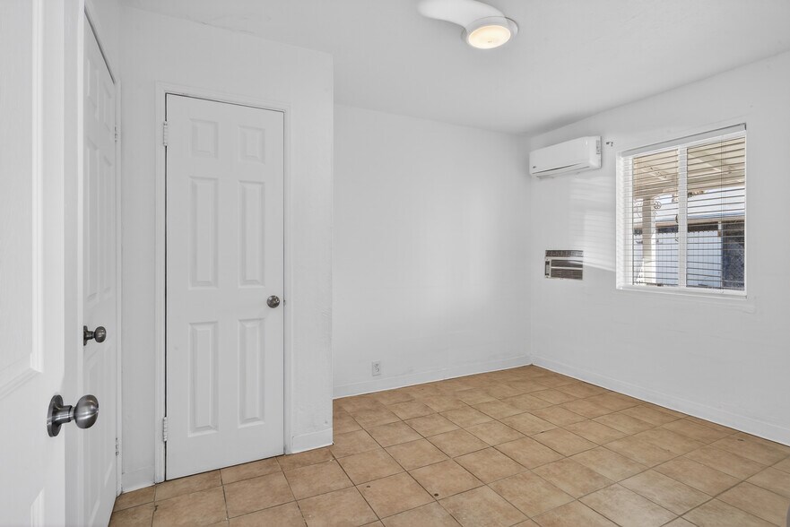 More Photos Of 66185 Acoma Ave, Desert Hot Springs Apartments For Sale