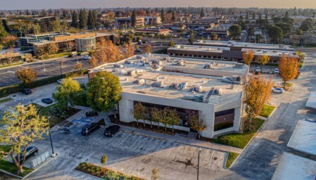 Primary Photo Of 5329 Office Center Ct, Bakersfield Medical For Lease