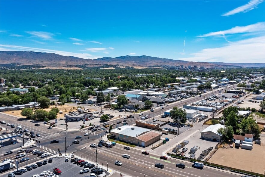 More Photos Of 4141 W Chinden Blvd, Garden City Freestanding For Lease