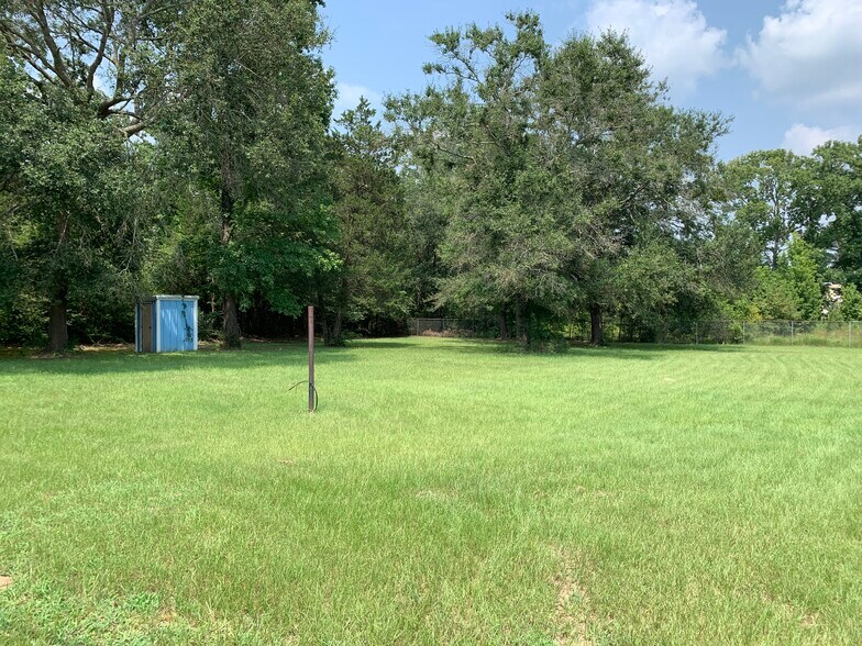 More Photos Of 6887 State Highway 31 E, Murchison Warehouse For Sale