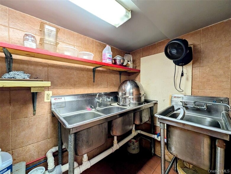 More Photos Of 5981 Route 44/55, Kerhonkson Storefront Retail Residential For Sale