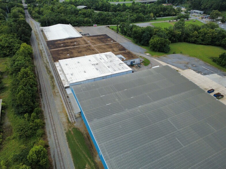 More Photos Of 2401 Blue Springs Rd, Cleveland Manufacturing For Sale
