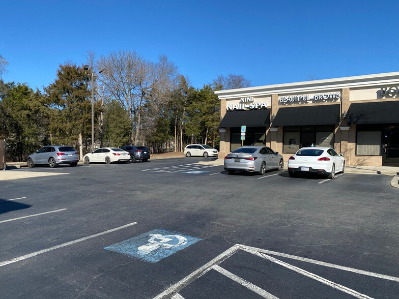 More Photos Of 5105-5107 Piper Station Dr, Charlotte Storefront Retail Office For Sale