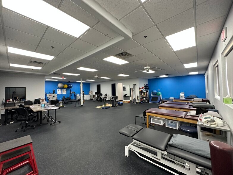 More Photos Of 8410 W Thomas Rd, Phoenix Medical For Sale