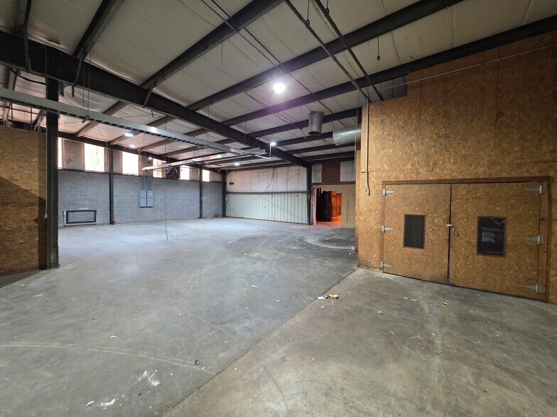 More Photos Of 6190 US Hwy 220, Stoneville Warehouse For Lease