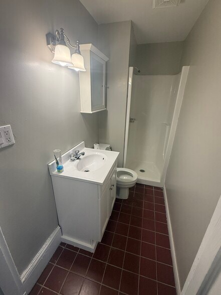 More Photos Of 272 Wellington St, Kingston Apartments For Sale