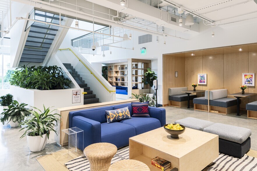 More Photos Of 1 Glenwood Ave, Raleigh Coworking Space