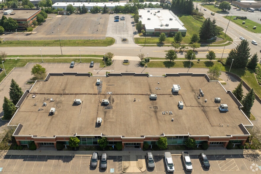 More Photos Of 8920 Canyon Falls Blvd, Twinsburg Unknown For Lease