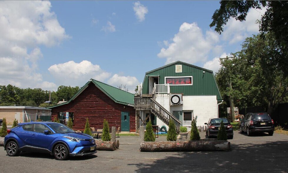 More Photos Of 1302 Monmouth Rd, Mount Holly Storefront Retail Office For Lease