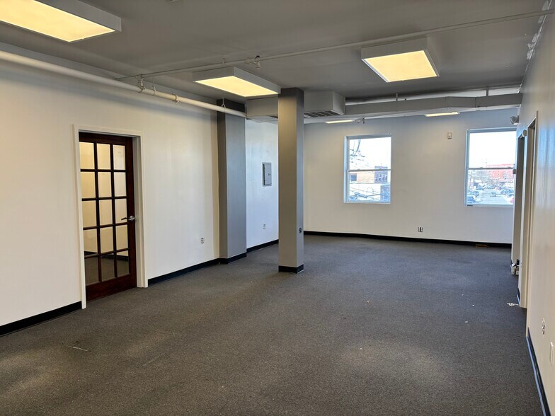 More Photos Of 52-54 Broad St, Red Bank Office For Lease