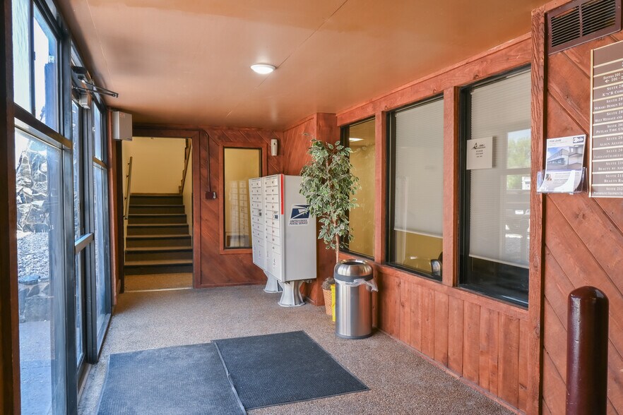 More Photos Of 1111 E Lincolnway, Cheyenne Loft Creative Space For Lease