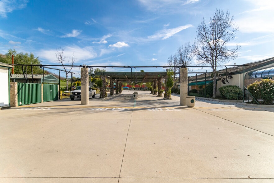 More Photos Of 1600 Stoner Creek Rd, City of Industry Carwash For Lease
