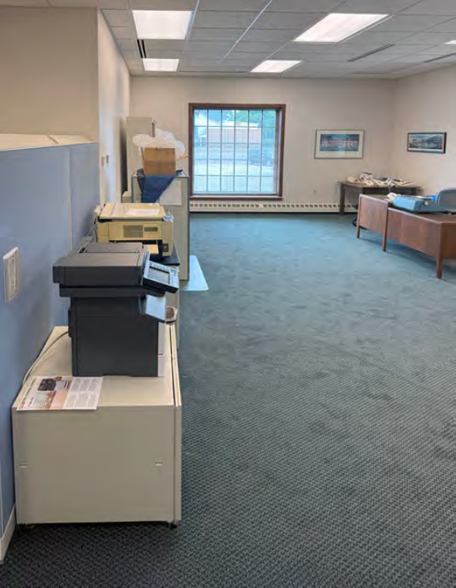 More Photos Of 96 S Broadway, Geneva Office For Sale