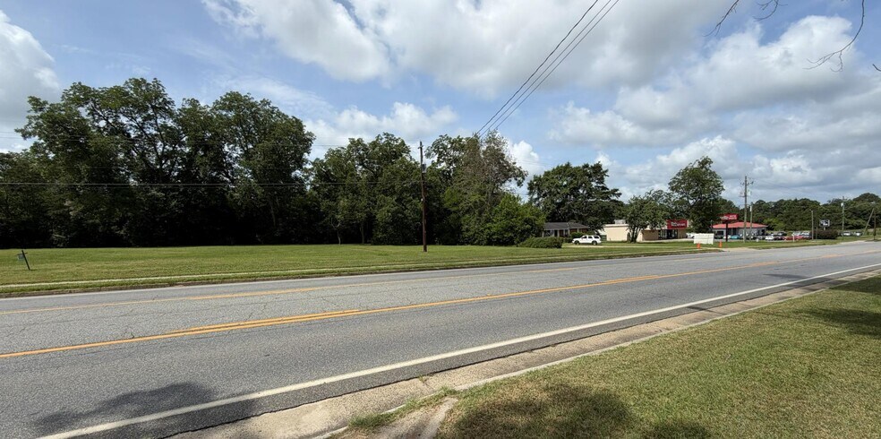 More Photos Of 1010 E Union St, Vienna Land For Sale