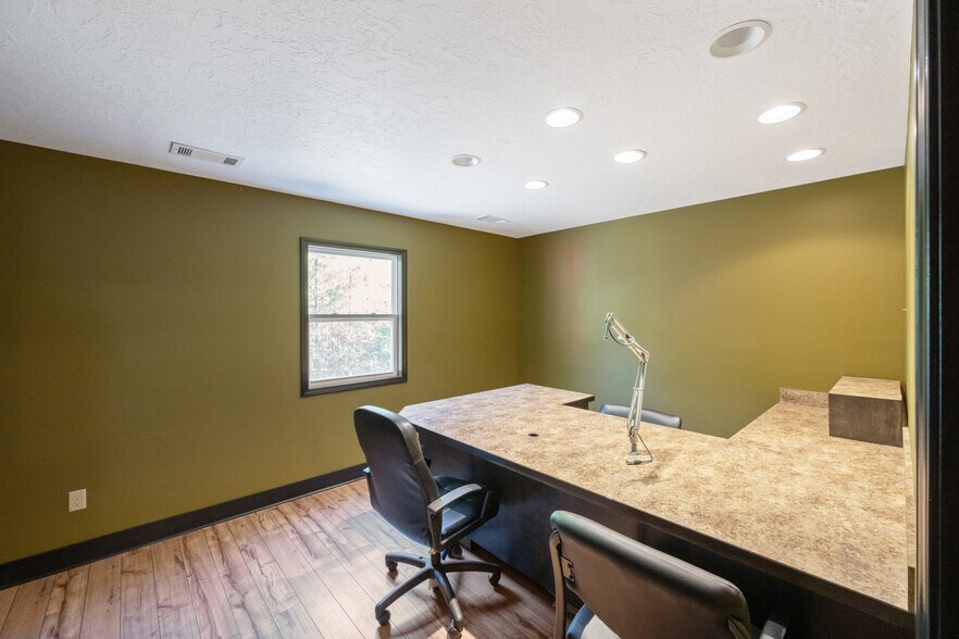 More Photos Of 215 Baker Rd, Huntingdon Lodge Meeting Hall For Sale