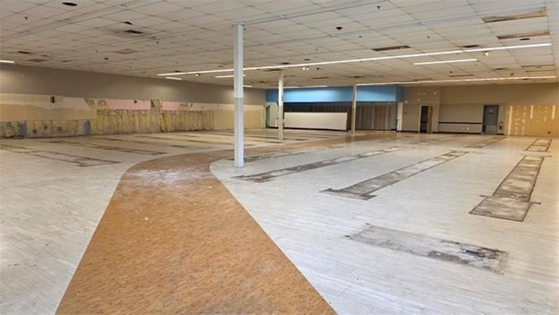 More Photos Of 1350 Stanley St, New Britain Drugstore For Lease