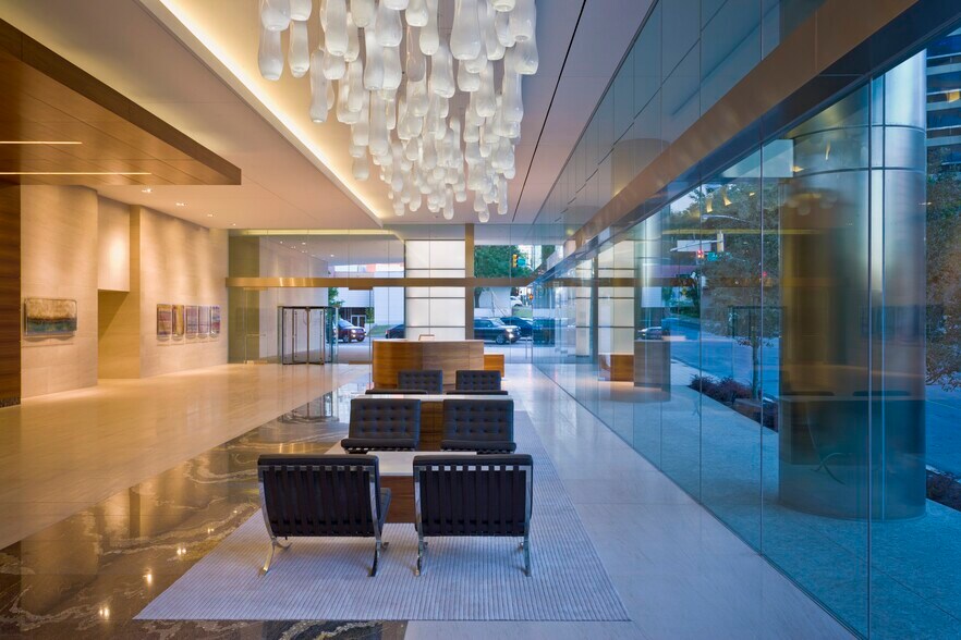 More Photos Of 1717 McKinney Ave, Dallas Office For Lease