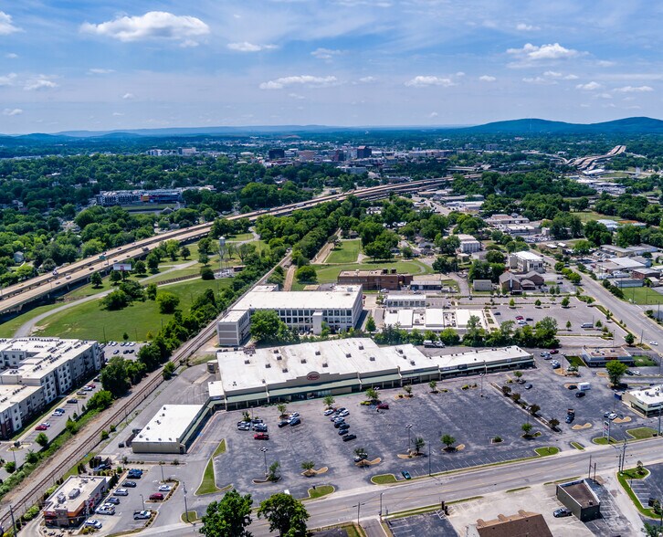 Primary Photo Of 200 NE Oakwood Ave, Huntsville General Retail For Lease