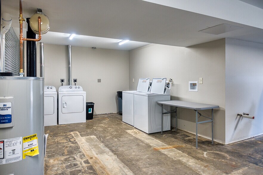 More Photos Of 46 Parkway Pl, Parkersburg Multifamily For Sale
