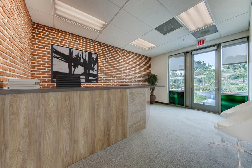 More Photos Of 6162 Innovation Way, Carlsbad Flex For Sale