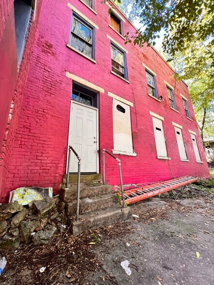 Primary Photo Of 422 W McMicken Ave, Cincinnati Apartments For Sale