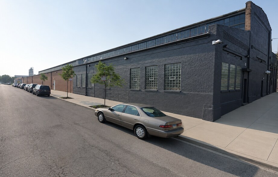 Primary Photo Of 1601 S Wolcott Ave, Chicago Warehouse For Lease